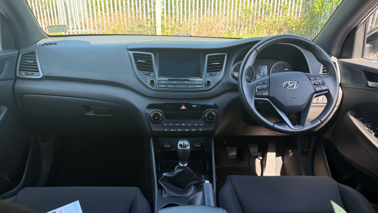 Hyundai Tucson 1.7 CRDi Blue Drive Go SE 5dr 2WD Diesel Estate